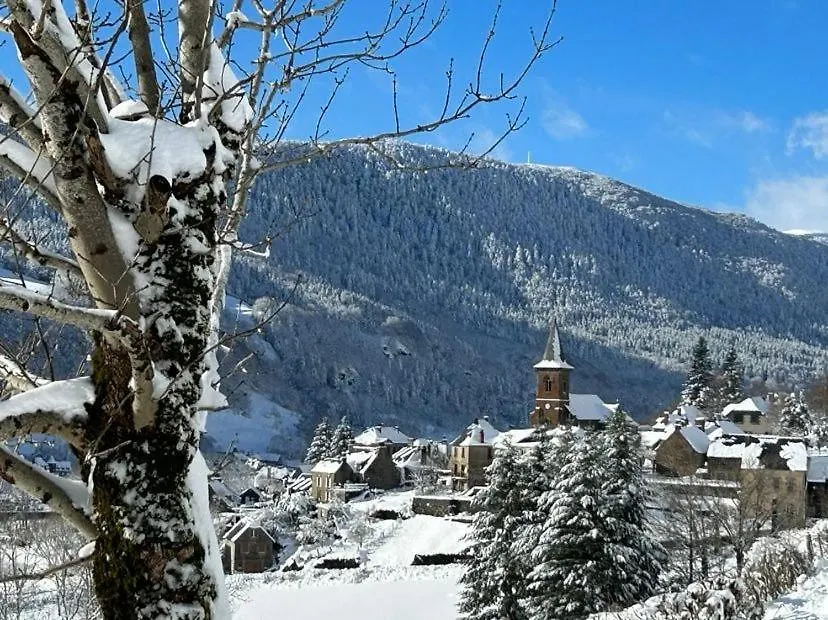 hotel restaurant des voyageurs Le Falgoux